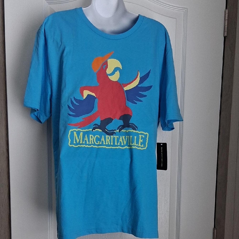 Colorful Parrot Graphic T-Shirt